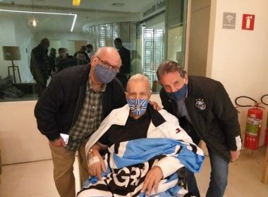 Vice do Grêmio se recupera de Covid-19 e deixa hospital após 100 dias internado