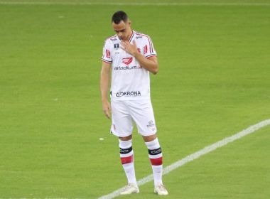 Sem fazer gols há 14 jogos, Martelotte defende Victor Rangel e assume responsabilidade