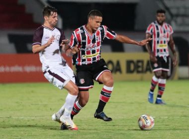 Em jogo com duas viradas, Jacuipense e Santa Cruz ficam no empate no Arruda
