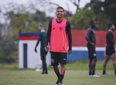 Jacuipense está focado na vitória sobre o Vila Nova, diz Thiaguinho