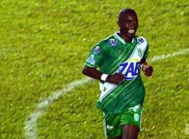 Vitória da Conquista anuncia o retorno do atacante Tatu