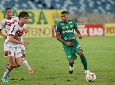 Autor de 2 gols do Cuiabá, Elton lamenta empate com Vitória: 'A gente lutou até o final' 