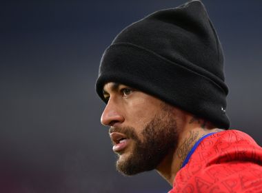 Após PSG x Istanbul Basaksehir, Neymar publica mensagem antirracista