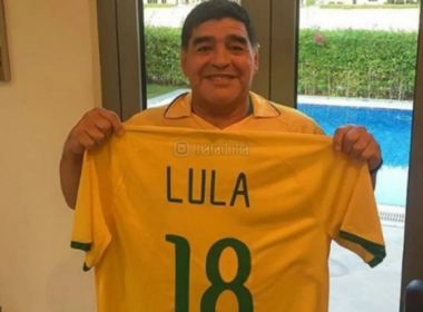 Contêiner esquecido de Maradona guarda itens de colecionador do astro argentino 