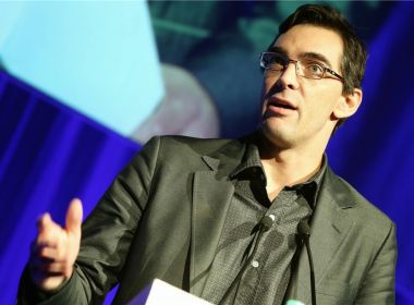 Ex-jogador de vôlei Giba te prisão decretada por não pagar pensão alimentícia