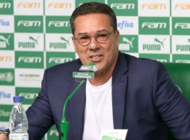 Vanderlei Luxemburgo anuncia recuperação da Covid-19: 'Envergo, mas não quebro'