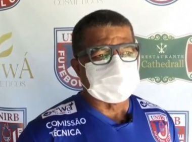 Sem VAR, técnico do Unirb questiona origem da validação do 3º gol do Vitória