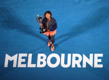 Naomi Osaka supera americana sem dificuldades e leva o Australian Open