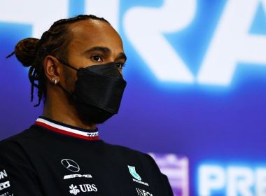 Lewis Hamilton critica o Vaticano em relação ao casamento gay: 'Amor é amor'