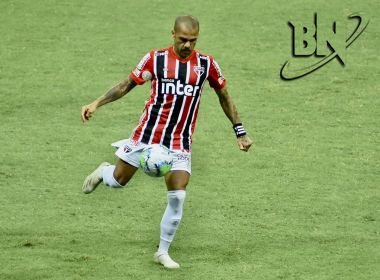 Diretor admite dívida de R$ 10 milhões, mas vê Dani Alves disposto a seguir no São Paulo