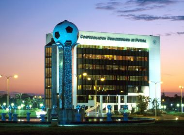 Conmebol consegue doação de 50 mil doses da vacina contra a Covid-19