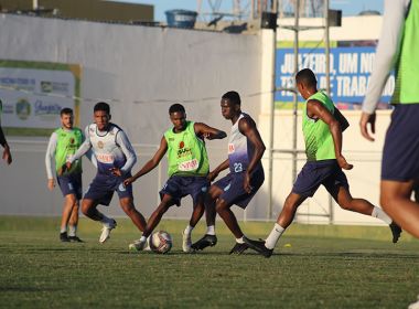 Juazeirense relaciona 22 jogadores contra o Doce Mel