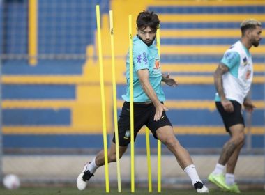 Seleção aguarda exame do zagueiro Felipe para decidir sobre possível corte