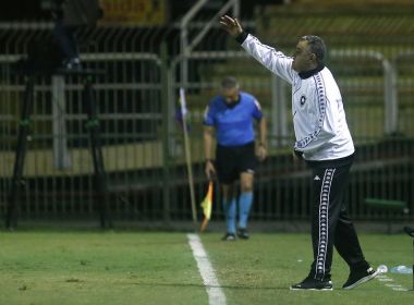 Chamusca analisa triunfo do Botafogo sobre Vitória e admite demora na leitura de jogo