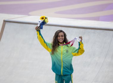 Rayssa Leal faz história e ganha a medalha de prata no skate street