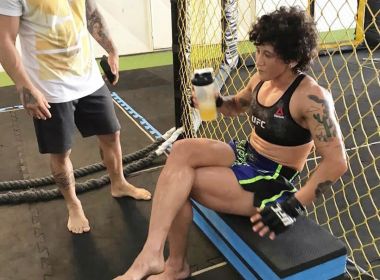 Virna Jandiroba vai encarar brasileira na sua próxima luta no UFC em outubro