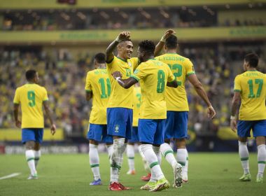 Em noite irreconhecível, Brasil joga bonito e amassa Uruguai na volta da torcida: 'Olé'