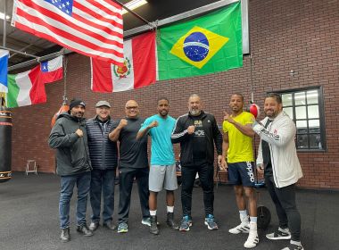 Robson Conceição inicia 'sparring' para luta contra americano dia 29: 'Você está comigo?'