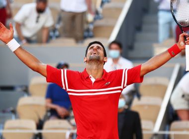Justiça aceita recurso e Novak Djokovic é liberado para entrar na Austrália