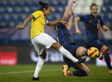 Seleção feminina do Brasil se despede do Torneio Internacional da França sem vencer