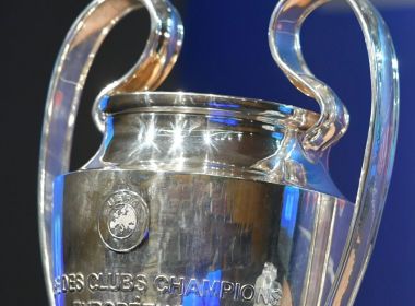 Uefa tira final da Champions de São Petersburgo; decisão será em Paris