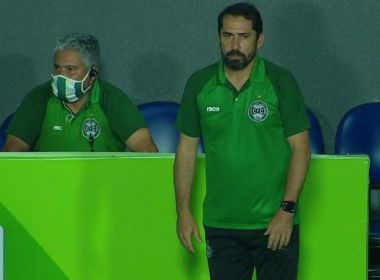 Técnico avalia o Coritiba na goleada sobre o Bahia de Feira: 'Soube sofrer'