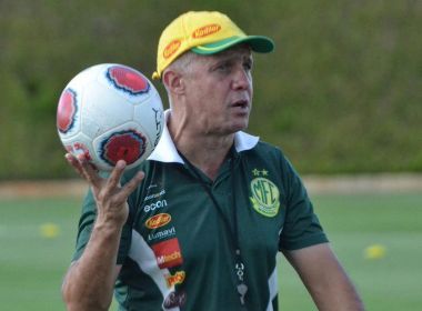 Após eliminar o Grêmio, técnico Eduardo Baptista negocia saída do Mirassol