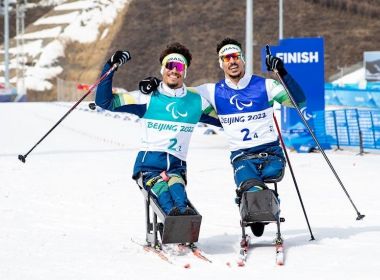 Brasil finaliza Paralimpíada de Inverno com 8º lugar no revezamento misto do cross-country