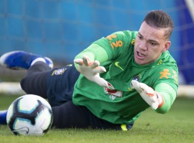 Goleiro Ederson é cortado da Seleção Brasileira; Tite chama Everson para a vaga