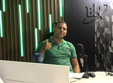 'É natural que se exija que o goleiro jogue bem com os pés', diz Mondragon