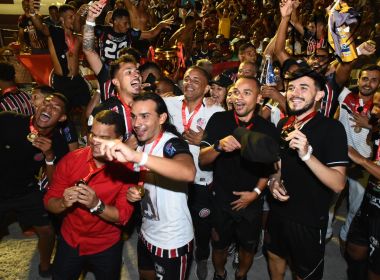 Leandro Sobral dedica título do Atlético de Alagoinhas ao pai: 'Estaria comemorando'