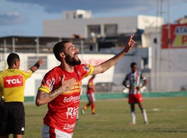 Lateral Dadinha celebra 1º gol pela Juazeirense no empate com o CSE: 'Muito feliz'