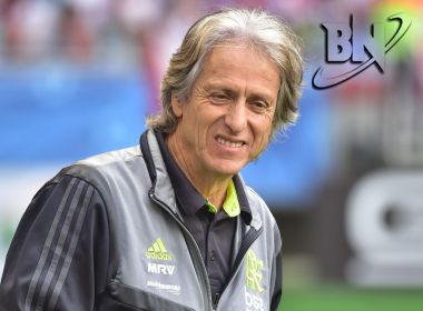 Livre no mercado, Jorge Jesus desembarca no Rio de Janeiro para curtir férias