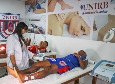 Alunos de Fisioterapia da UNIRB realizam atendimento de atletas do UNIRB F. C. sub-20