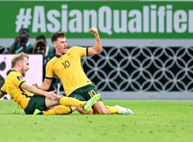 Austrália vence os Emirados Árabes e enfrentará o Peru por vaga na Copa