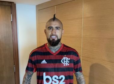Flamengo acerta a contratação do volante Arturo Vidal