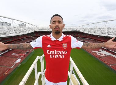 Arsenal oficializa a contratação do atacante Gabriel Jesus