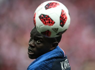 Arsenal demonstra interesse em Kanté, do Chelsea, aponta jornal