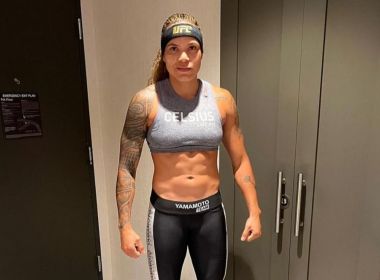 'Quero meu cinturão de volta', diz Amanda Nunes antes de encarar Julianna Peña