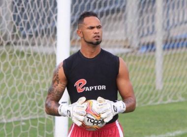 Goleiro Bruno apela a 'programas sensacionalistas' para fazer exame de DNA do filho