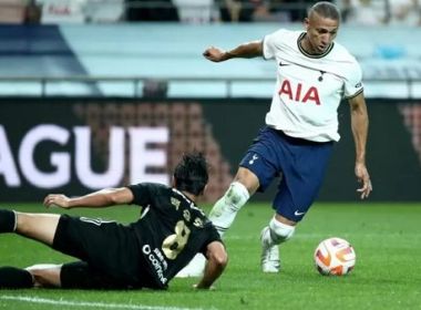 Richarlison rebate técnico alemão que o criticou por embaixadinhas: 'Chora mais'