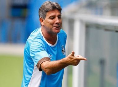 Grêmio anuncia demissão de Roger Machado e volta de Renato Portaluppi