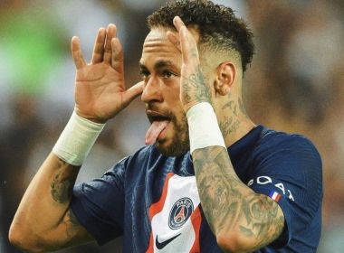 Neymar critica árbitro por receber amarelo em comemoração com careta: 'Falta de respeito'