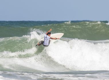 Realizado na praia de Itacimirim, Circuito Baiano de Surf premia atletas em 12 categorias