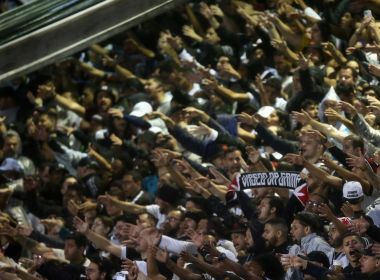 Torcida vaia o Vasco após empate com o Londrina em São Januário: 'Time sem vergonha'