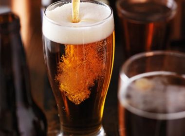 Cerveja no Catar deve custar cerca de R$ 65,00 durante a Copa do Mundo 