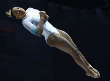 Brilhante no individual geral, Rebeca Andrade é campeã mundial de ginástica artística 