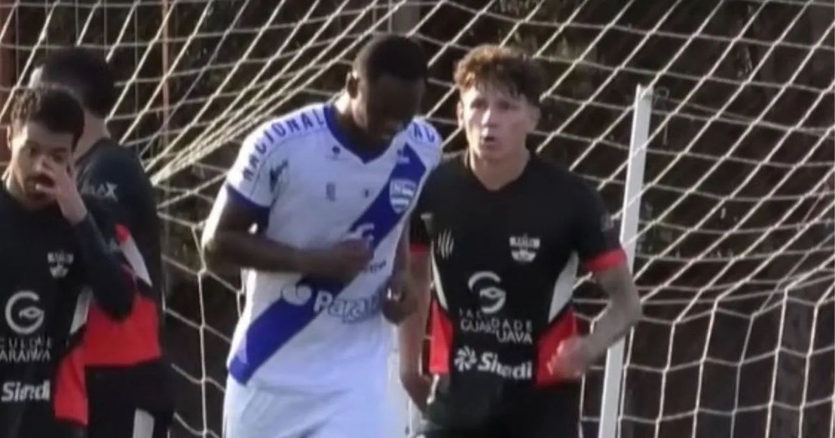 Inacreditável! Jogador vítima de racismo recebe punição MAIOR que o agressor
