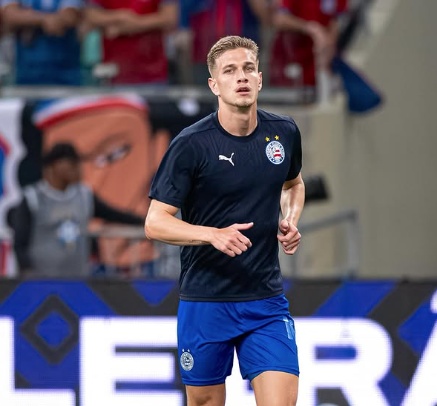 Athletic anuncia contratação do meio-campista Jota, ex-Bahia