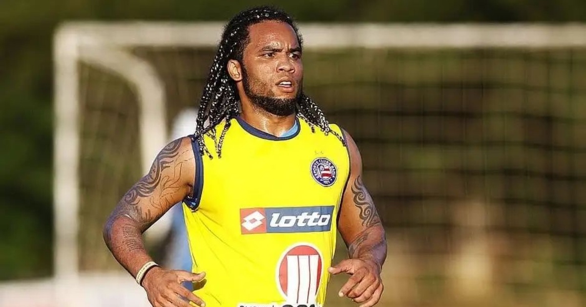 Justiça determina expulsão do ex-jogador Carlos Alberto de condomínio no Rio de Janeiro